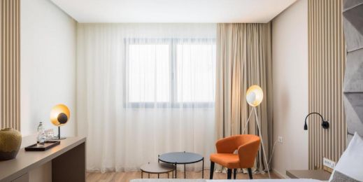 SNGL Atrium Lobby classic