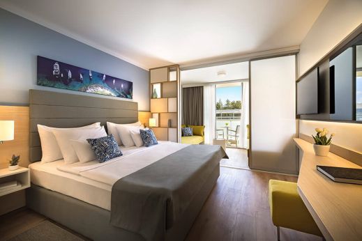 Superior room for 2+2