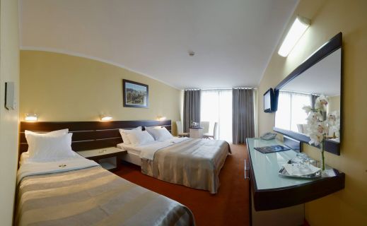 Standard TRPL room